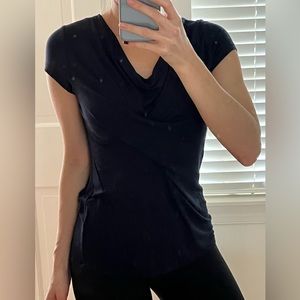 Black drapey t-shirt - M